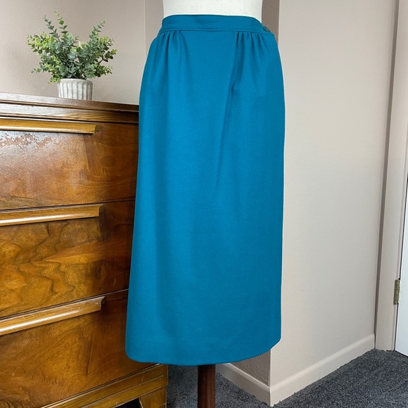 Vintage teal Pendleton suit in stellar condition - Picture 6 of 10